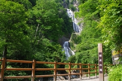 天人峡-羽衣の滝.JPG
